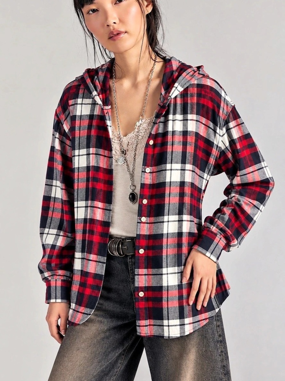 389. TNA Boyfriend Fit Plaid Hooded Flannel Shirt Red & Black Large